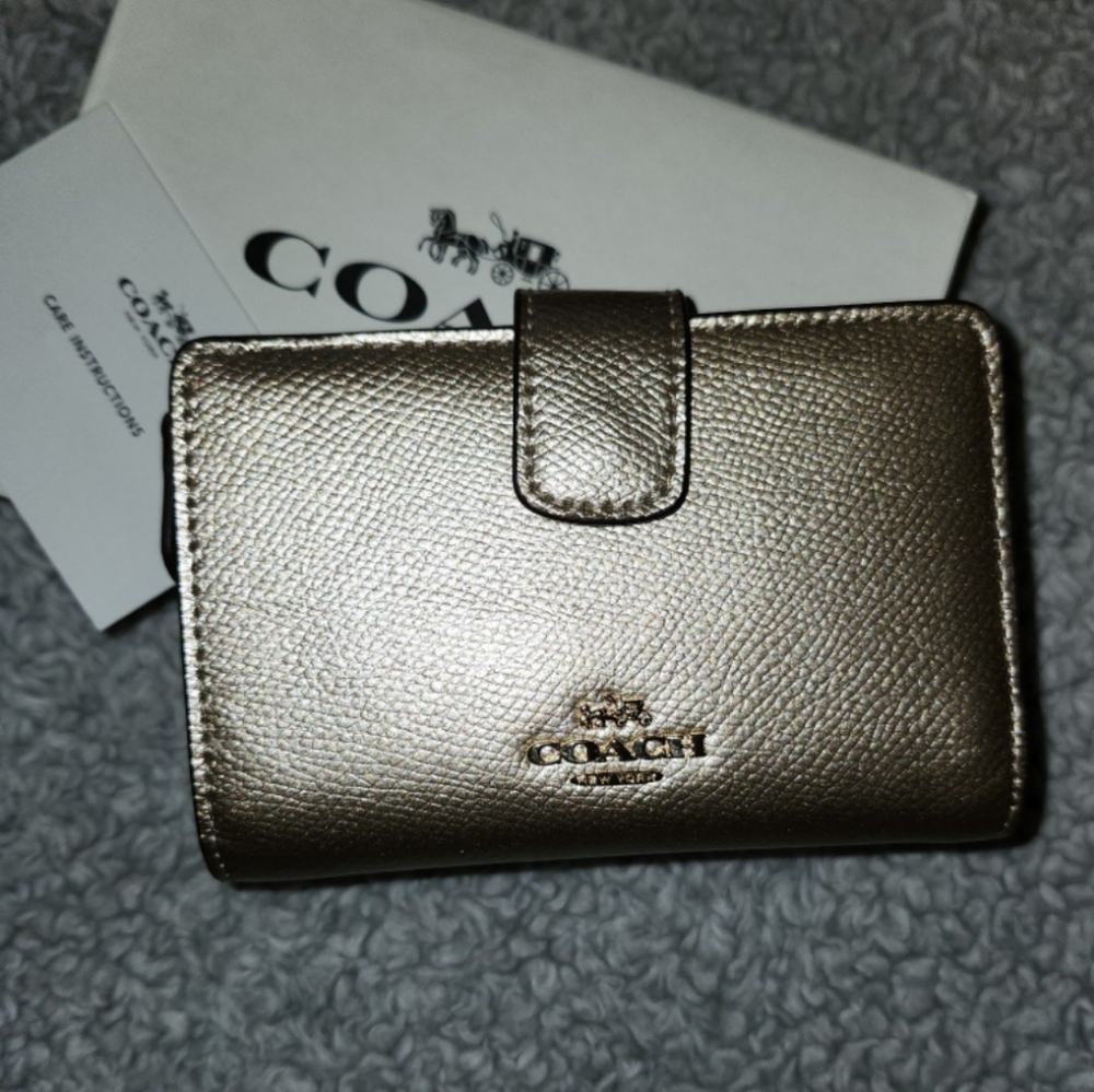 Coach Pale Metallic Gold Corner Zip Wallet HTF